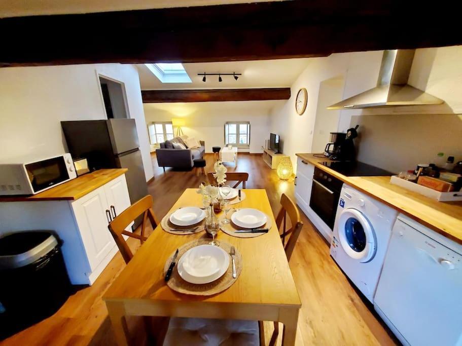 Appartement Chaleureux Au Pied De La Cite Avec Parking 카르카손 외부 사진